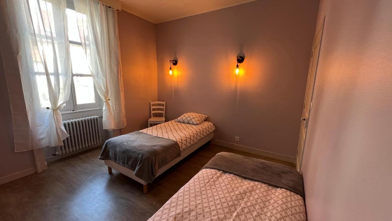 Appartement T4 70M2 - Meuble - Centre Ville - Proche Thermes Lons-le-Saunier Exteriér fotografie