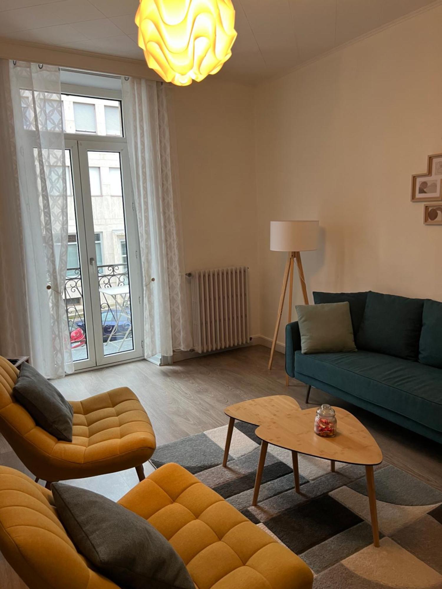 Appartement T4 70M2 - Meuble - Centre Ville - Proche Thermes Lons-le-Saunier Exteriér fotografie